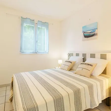 Maison 6 Pers A Avec Grande Terrasse, 3 Ch, Jardin Clos, Classee 1 Etoile - Fr-1-877-39 Biscarrosse